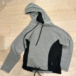 LF Black and White Mesh side sweatshirt hoodie S